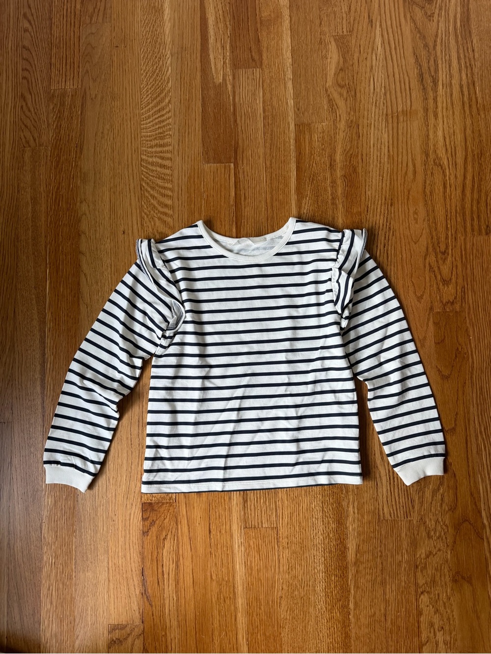 H&M Girls Striped Ruffle Shoulder Long-Sleeve Top, Size 6/7, White & Black